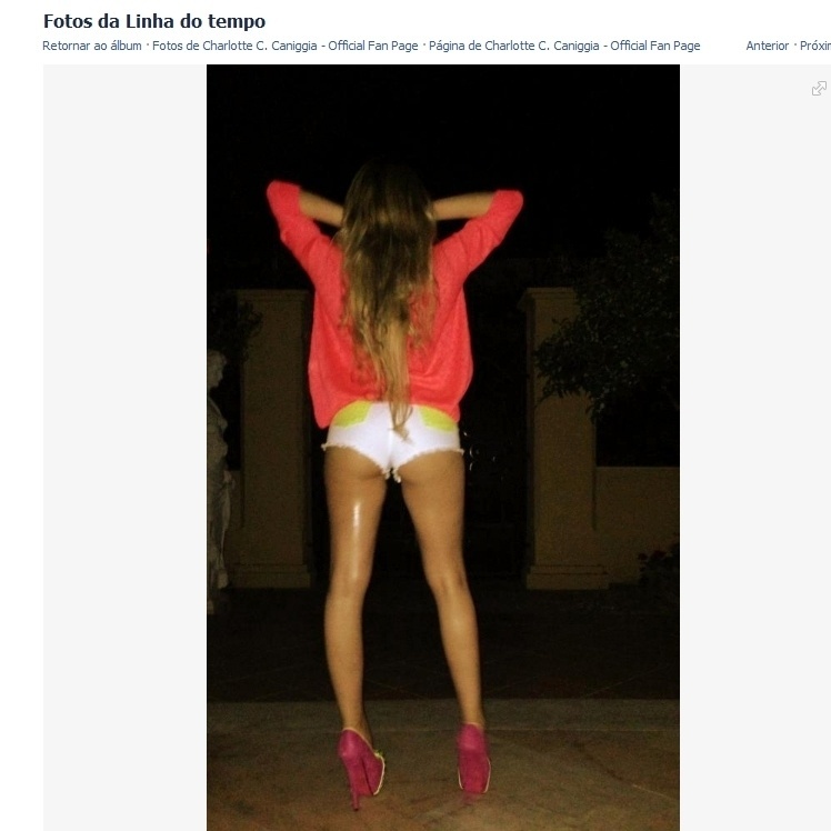 Filha do ex-jogador da seleção argentina Caniggia, Charlotte ficou famosa pelas fotos ousadas na internet e pela série de plásticas que realizou - Reprodução/Facebook