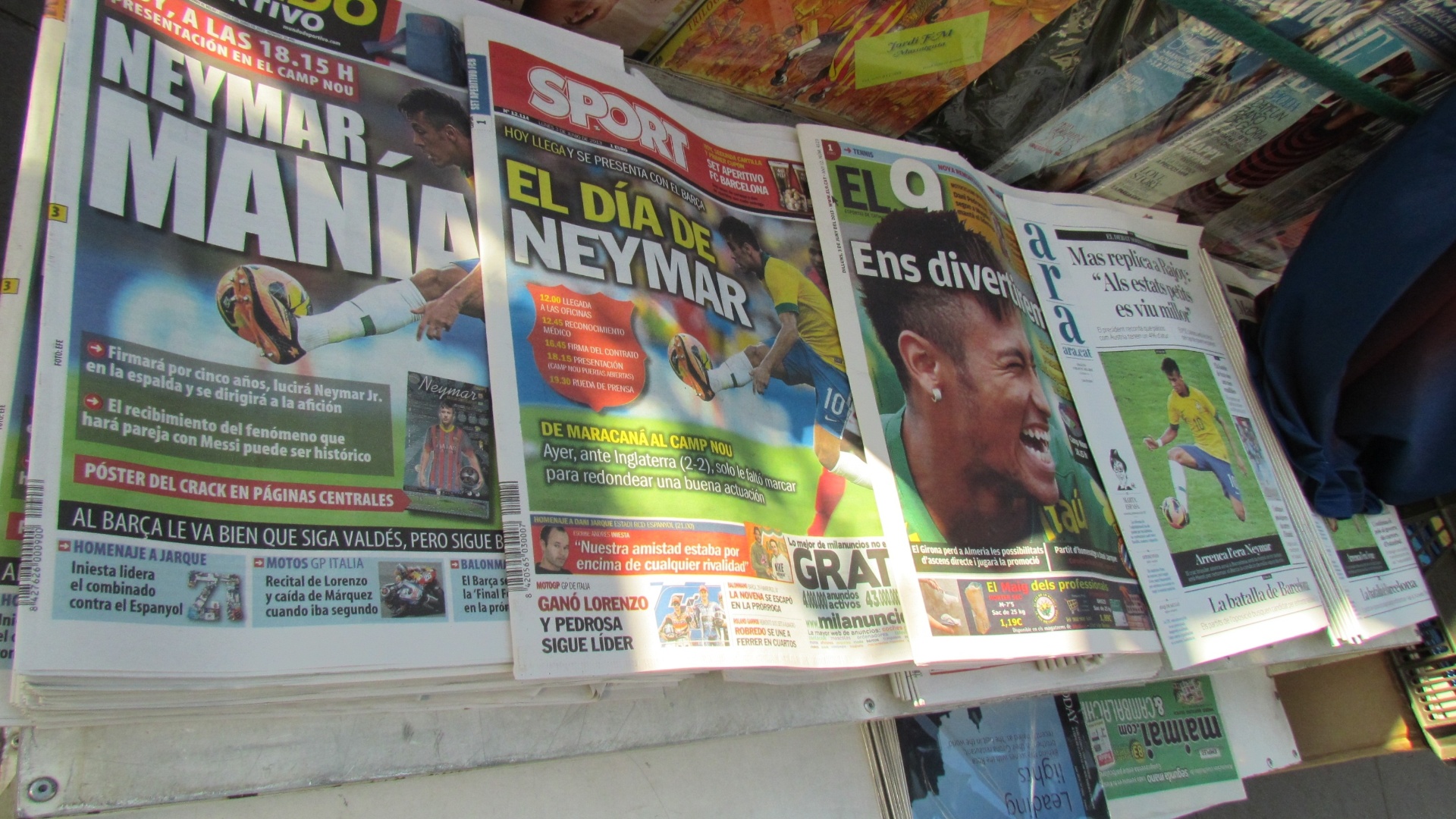 Noticiário em Barcelona ressalta chegada de Neymar ao clube catalão - Adriano Wilkson/UOL