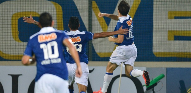 Dagoberto comemora gol do Cruzeiro que decretou a vitória contra o Corinthians - Washington Alves/VIPCOMM