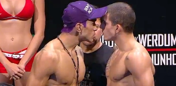 Pepey e Sertanejo ficaram nariz com nariz e discutiram na pesagem do UFC - Reprodução