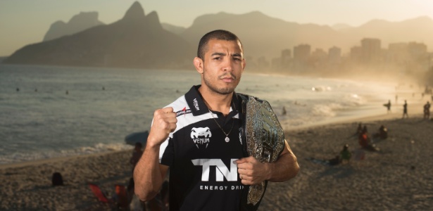 José Aldo defenderá o cinturão dos penas no UFC Rio 4 contra Zumbi Coreano - Alexandre Loureiro/inovafoto