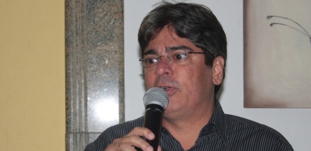Carlos Falcão, ex-presidente do Vitória, está livre da acusação - Site oficial do Vitória