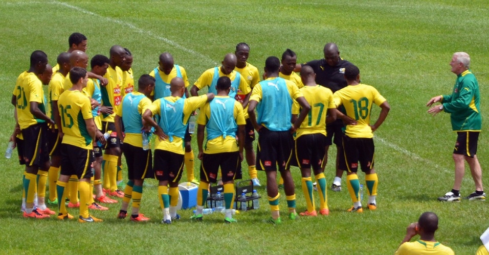 Jogadores da África do Sul treinam em preparação para o jogo contra a Etiópia no domingo pelas eliminatórias africanas