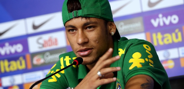 Neymar em sua primeira entrevista na preparação: desculpas da assessoria