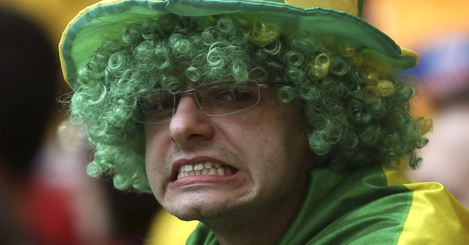15.06.2013 - Torcedor faz careta durante jogo entre Brasil e Japão pela Copa das Confederações