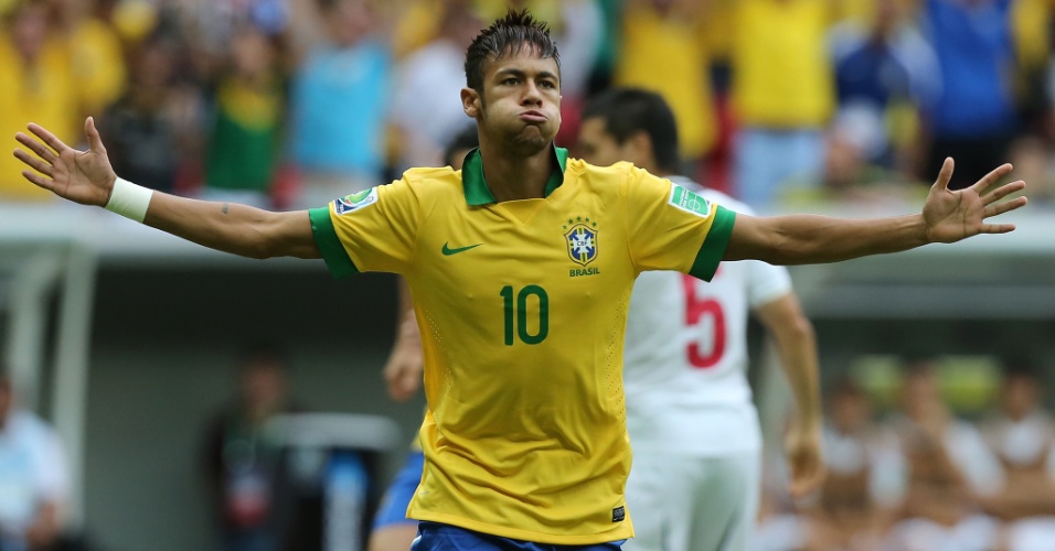 15.jun.2013 - Neymar comemora o primeiro gol do Brasil na partida de abertura da Copa das Confederações contra o Japão no estádio Mané Garrincha
