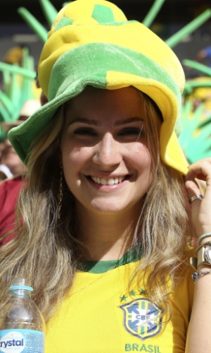 15.junho.2013 - Musas comparecem ao estádio mané Garrincha
