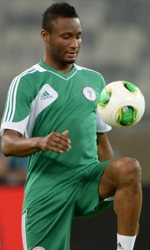16.06.13 - John Obi Mikel, do Chelsea, durante o treino da Nigéria para a Copa das Confederações