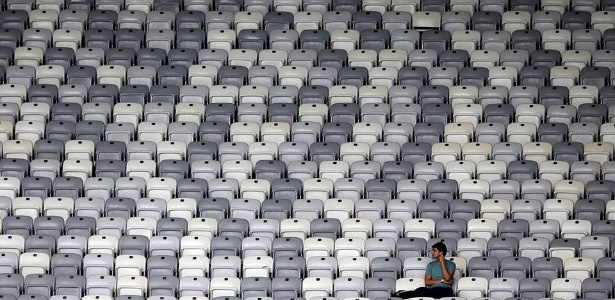 Partida entre Taiti e Nigéria, a única do Mineirão até agora, teve o pior público da competição