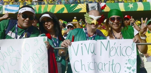 19.junho.2013 - Torcida do México comparece ao Castelão para o jogo contra o Brasil, válido pela segunda rodada da fase de grupos da Copa