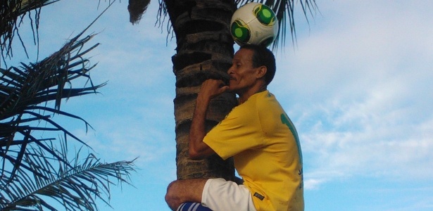 Jacozinho mostra habilidade durante passagem da seleção brasileira em Salvador