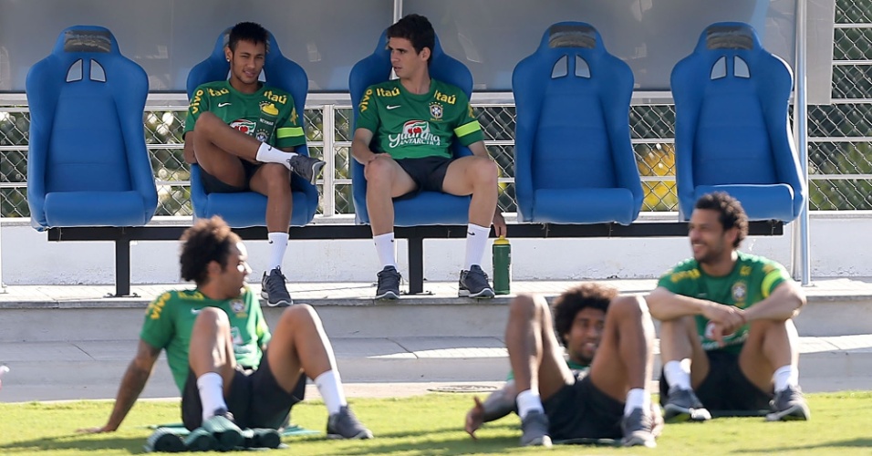Jogadores descansam depois da atividade em Belo Horizonte