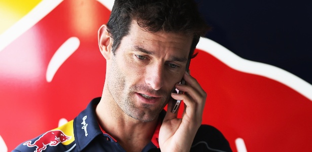 27.jun.2013 - Mark Webber chega ao box da Red Bull no circuito de Silverstone - Mark Thompson/Getty Images