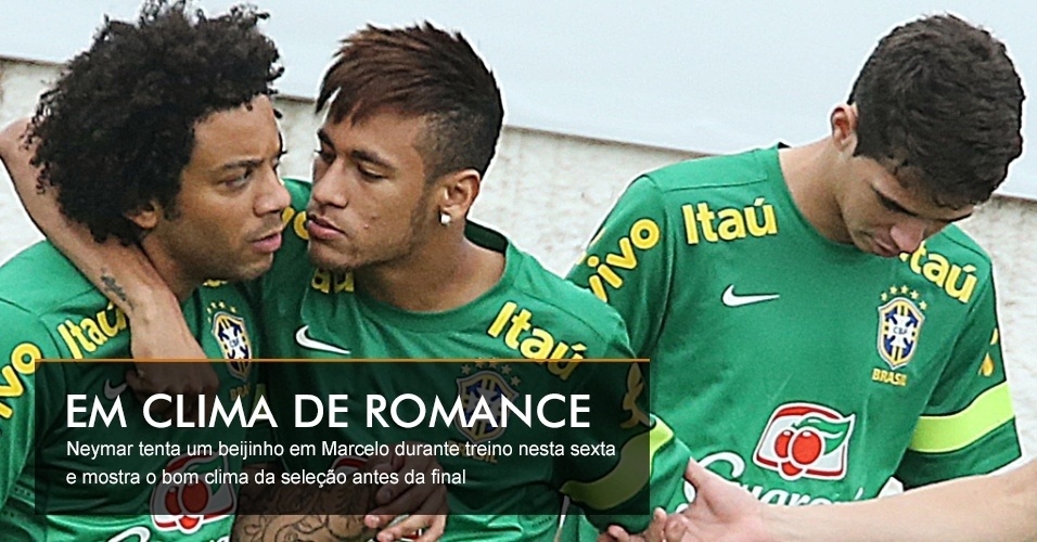 Em clima de romance - Neymar tenta um beijinho em Marcelo durante treino nesta sexta e mostra o bom clima da seleção antes da final