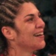 Bethe Correia comemora a vitória sobre Érica Paes por decisão unânime do juízes no Jungle Fight 54 - Divulgação/Fernando Azevedo