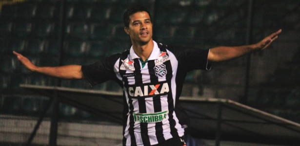 Lesionado, Ricardo Bueno ainda é dúvida para o duelo diante do Bahia, no domingo - Luiz Henrique / site oficial do Figueirense