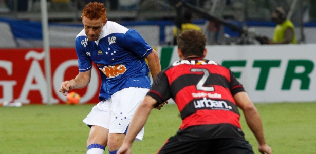 Cruzeiro, de Souza, teve sua marcação aprovada pelo técnico Marcelo Oliveira - Washington Alves/VIPCOMM