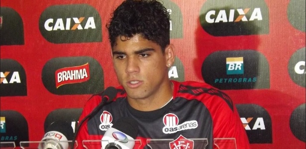 Lateral direito Daniel Borges, que estava no Botafogo-SP, já defendeu as cores do Vitória - Divulgação