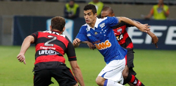 Cruzeiro abriu ampla vantagem ao golear o Atlético-GO por 5 a 0 no primeiro jogo - Washington Alves/VIPCOMM
