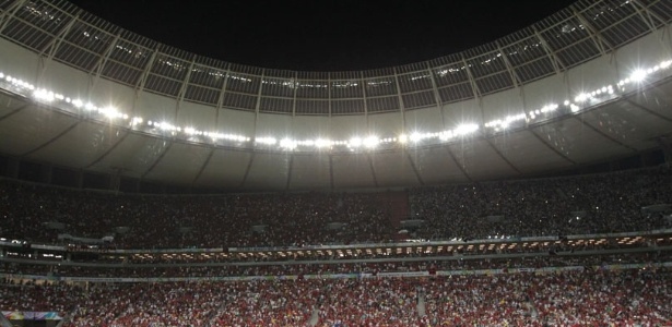 Estádio Mané Garrincha ficou praticamente lotado para clássico entre Flamengo e Vasco - 