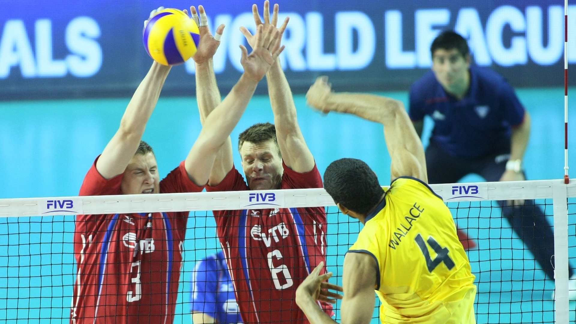 Fotos: Brasil x Rússia pela Liga Mundial - 17/07/2013 ...