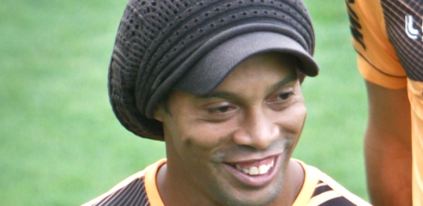 Ronaldinho Gaúcho fez procedimento estético que visa clarear os dentes - Bruno Cantini/site oficial do Atlético-MG