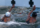 Poliana Okimoto perde ouro na chegada e fica em 2º na maratona aquática