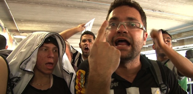 Torcedores do Atlético-MG se revoltam contra fim de ingressos para a final no Mineirão - Luiza Oliveira/UOL