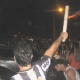 24 jul 2013 - Torcedores do Atlético-MG soltam foguetes antes de terem acesso ao Mineirão para a final da Libertadores - Bernardo Lacerda/UOL