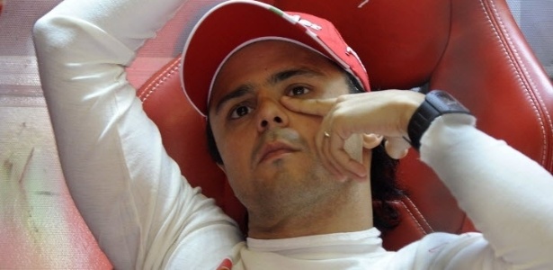 Felipe Massa precisa melhorar seus resultados para não ser demitido da equipe Ferrari - EFE/EPA/IMRE FOLDI