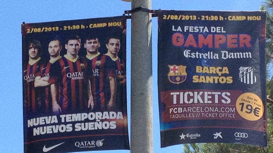 Cartaz na rua de Barcelona anuncia jogo amistoso entre a equipe local e o Santos, ex-time de Neymar - Fernando Duarte/UOL