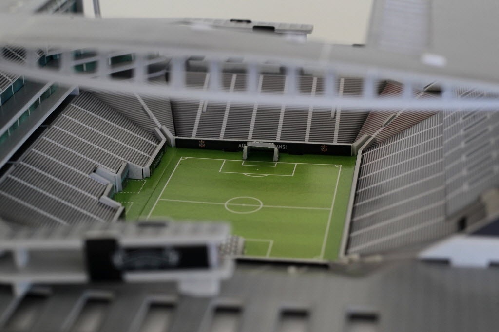 Imagem mostra detalhes internos da miniatura do novo estádio do Corinthians, que está localizado no bairro de Itaquera - Reinaldo Canato/UOL
