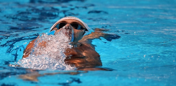 Nas eliminatórias dos 200 m costas, Leonardo de Deus fez o 15° tempo e avançou - Satiro Sodré/Divulgação CBDA