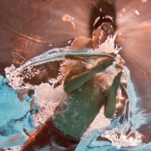 1.ago.2013 - O húngaro Daniel Gyurta compete nas eliminatórias dos 200 m peito em Barcelona - AFP PHOTO / FRANCOIS XAVIER MARIT
