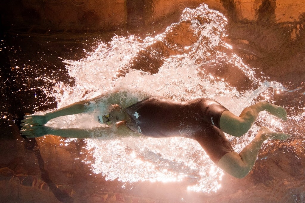 1.ago.2013 - Tera Van Beilen, do Canadá, compete nos 200 m peito no Mundial de Barcelona - AFP PHOTO / FRANCOIS XAVIER MARIT