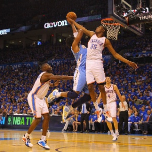 Jogo entre Oklahoma City Thunder e Denver Nuggets pela NBA - Dilip Vishwanat/Getty Images