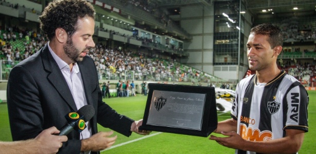 Pierre é o novo reforço do Fluminense para a temporada de 2015 - Bruno Cantini/Atlético-MG/Divulgação