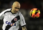 Vasco sofre 1,7 gols por jogo, mas recusa mudanas e apoia 'perseguidos'