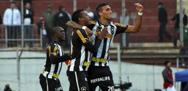Vitória sobre a Portuguesa recolocou Botafogo na liderança do Brasileiro, com 29 pontos - Divulgação/Botafogo
