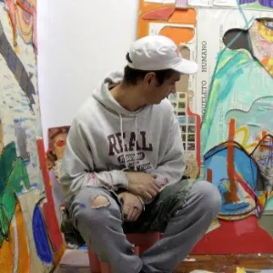 Um universo caótico de cores, pedaços e nonsense - Fabio Golembek/Divulgação