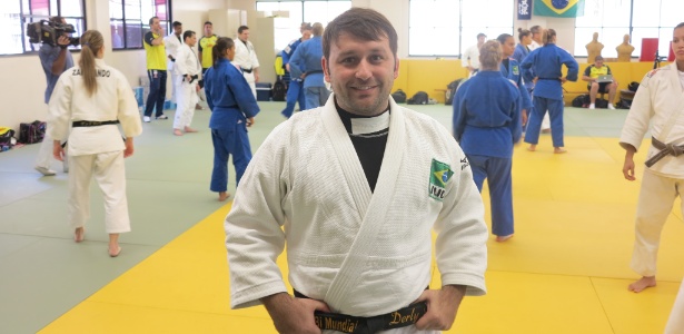 Bicampeão mundial, João Derly concedeu palestra aos judocas da seleção brasileira na última terça-feira - Rodrigo Paradella/UOL