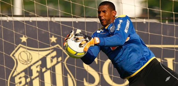 Aranha tem sido o titular do Santos desde julho e agrada ao técnico Claudinei Oliveira - Divulgação/SantosFC