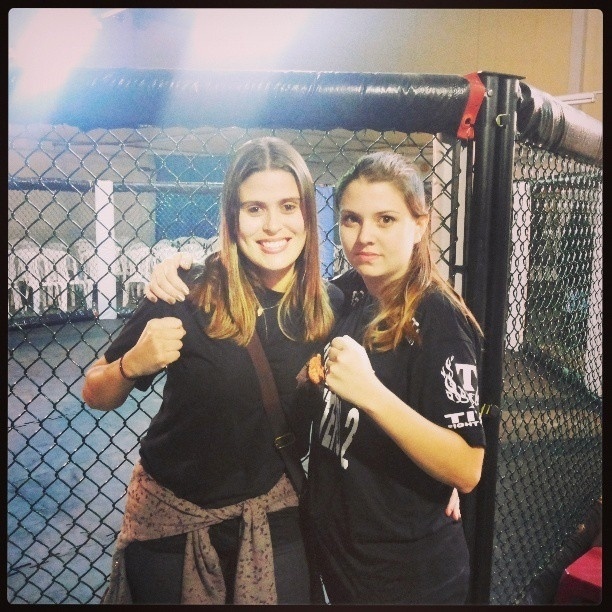 Mariana Faria vê dois tipos de reação: há quem goste de ver mulheres arbitrando e quem já olhe com cara de "não vai dar certo" - Reprodução/Facebook