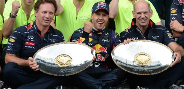 Sebastian Vettel comemora a vitória no GP da Bélgica 2013 com a equipe Red Bull - AFP PHOTO / JOHN THYS