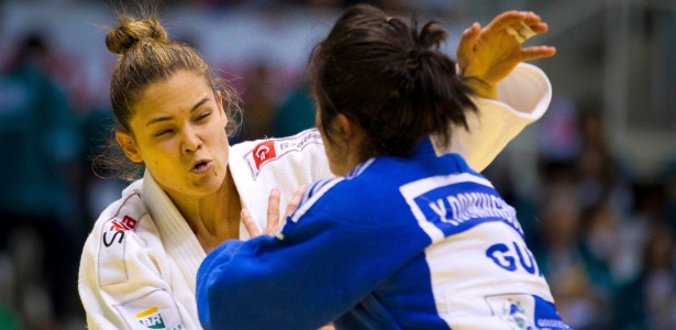 Katherine Campos (branco) foi derrota ainda nas eliminatórias, assim como Victor Penalber - Marcio Rodrigues / MPIX