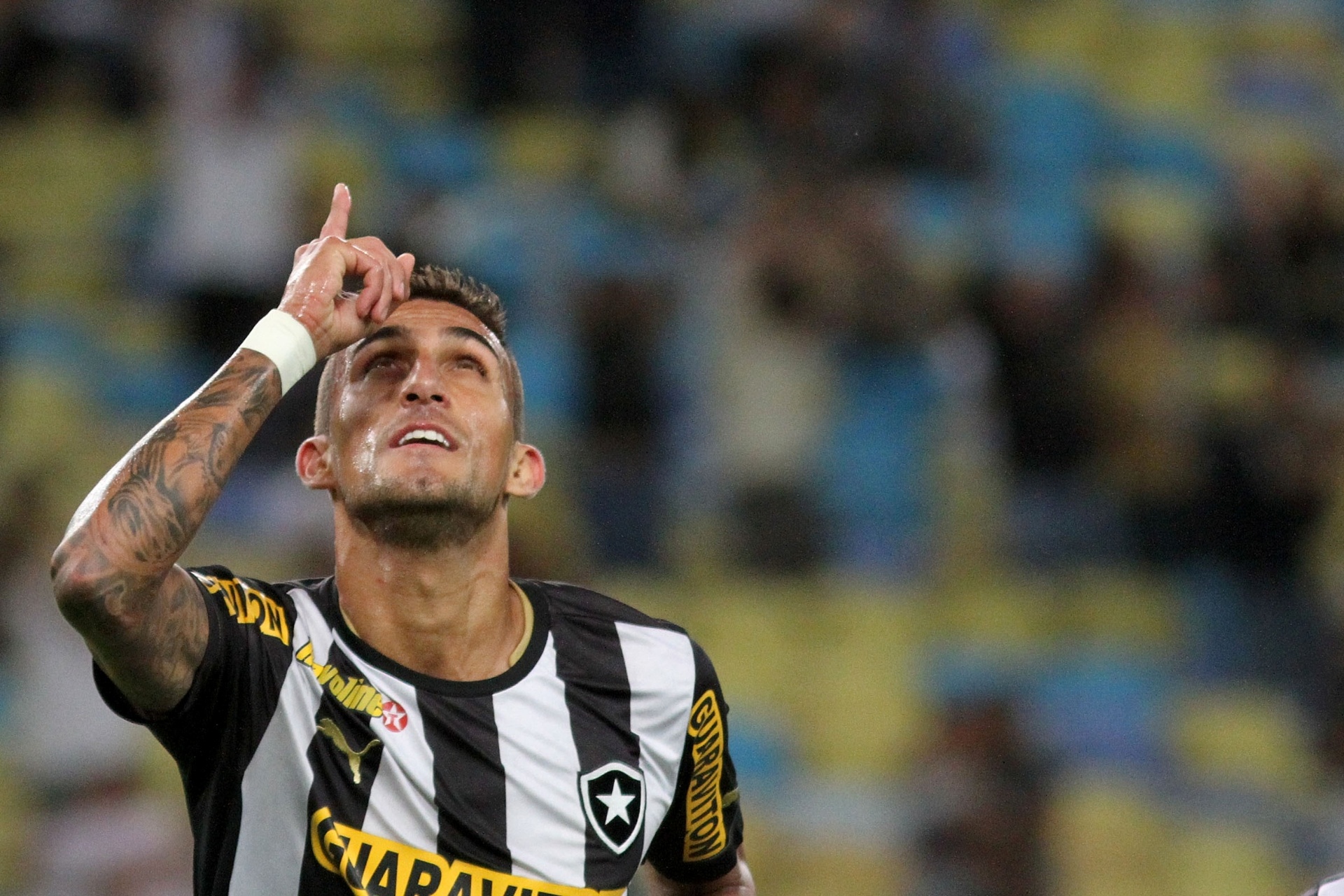 05.set.2013 - Rafael Marques comemora gol do Botafogo sobre o Coritiba pelo Campeonato Brasileiro - Divulgação/Vitor Silva/SSPress