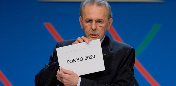 Presidente do COI, Jacques Rogge, anuncia Tóquio como sede dos Jogos Olímpicos de 2020