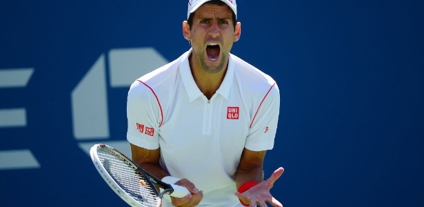 Novak Djokovic conquistou uma vitória na raça sobre Wawrinka para ir à final - Emmanuel Dunand / AFP