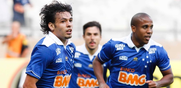 Jogadores do Cruzeiro comemoram um dos 50 gols marcados na destacada campanha no Brasileiro - Washington Alves/Vipcomm