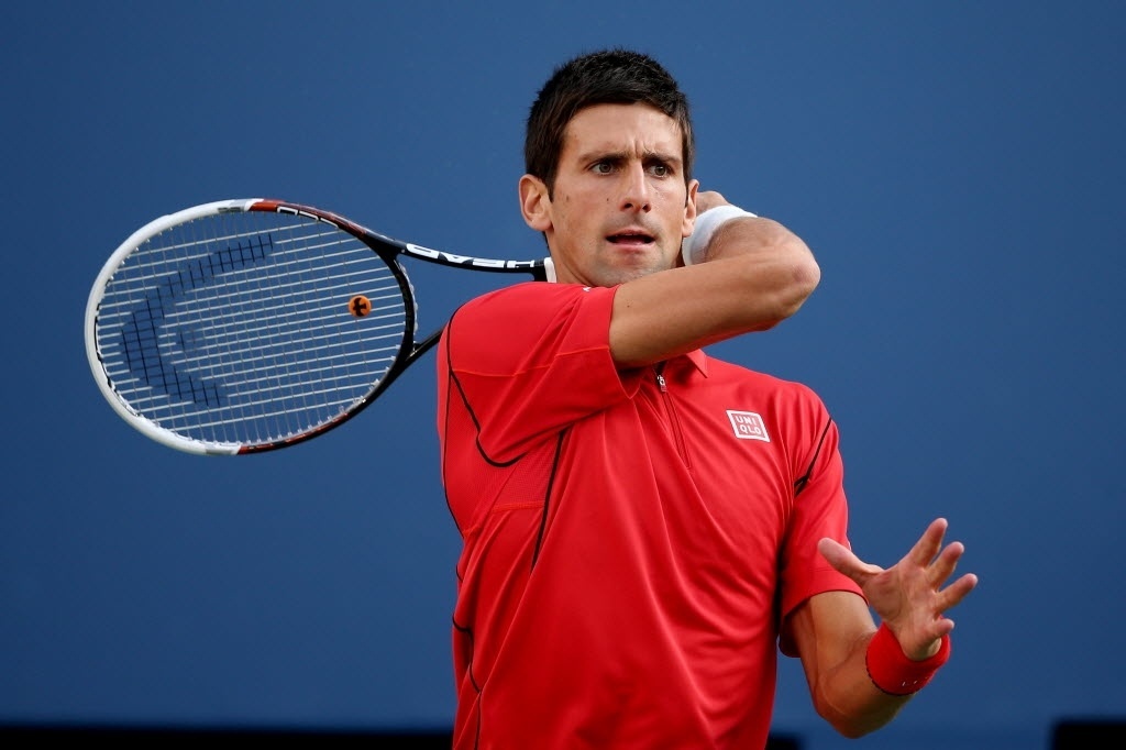 09.set.2013 - Sérvio Novak Djokovic encara Rafael Nadal na decisão do Aberto dos Estados Unidos de 2013